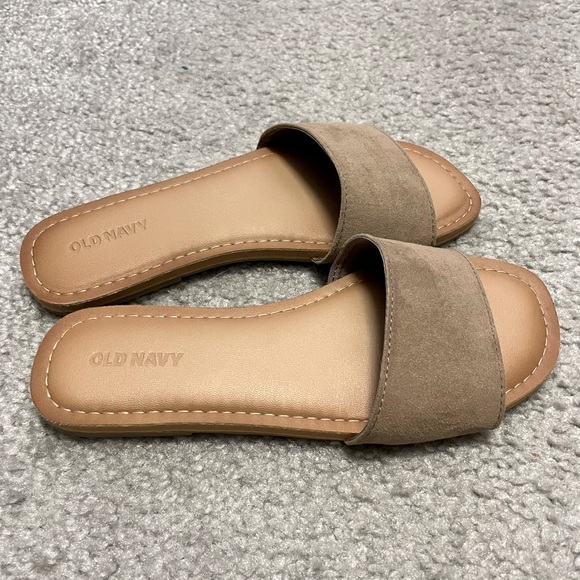 Old Navy sandals - Picture 1 of 3
